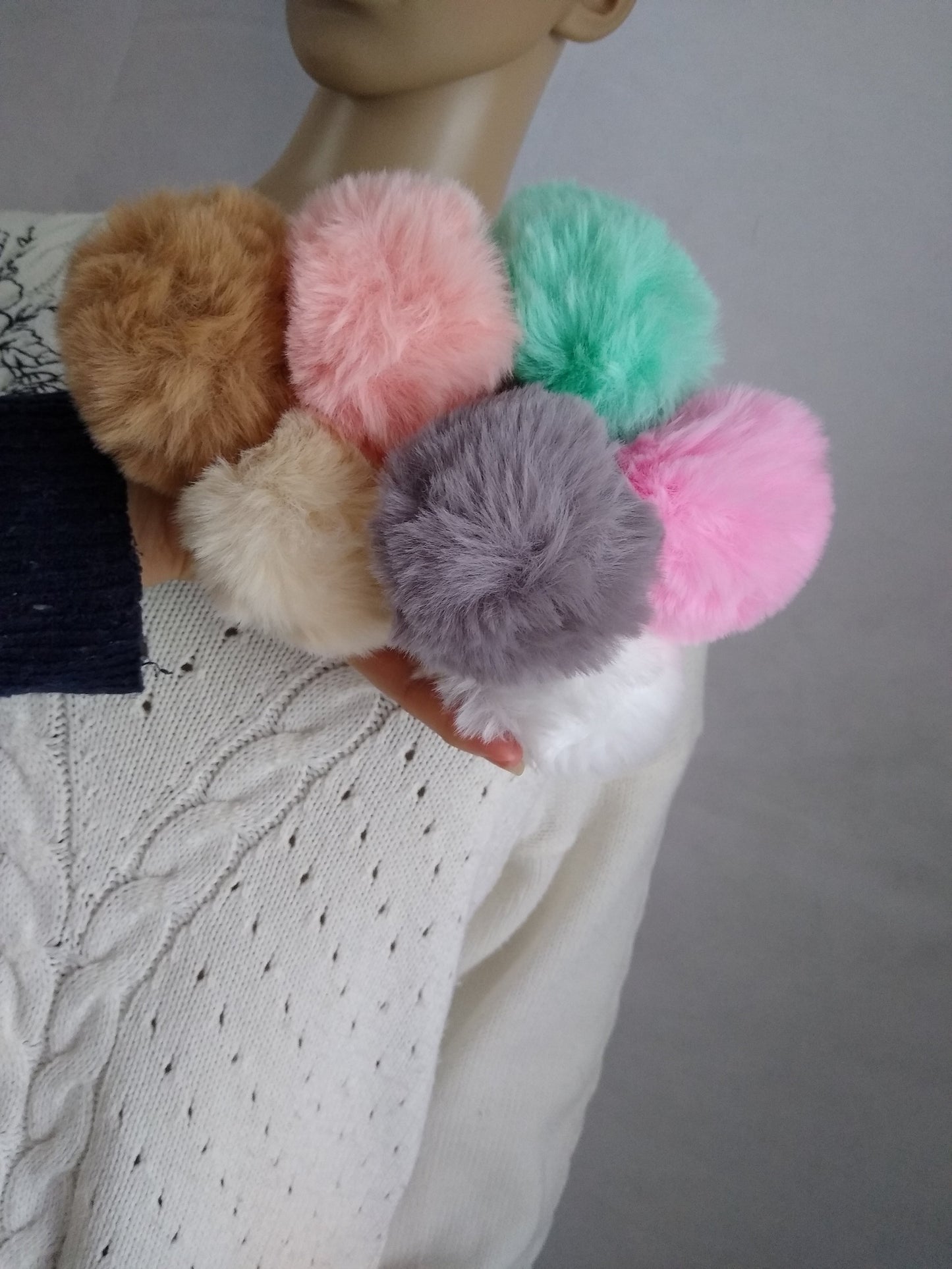 Christmas gift- faux fur hairband selection, 5pc selection, 4 rings and 1 pompom